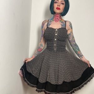 Rock steady polka dot